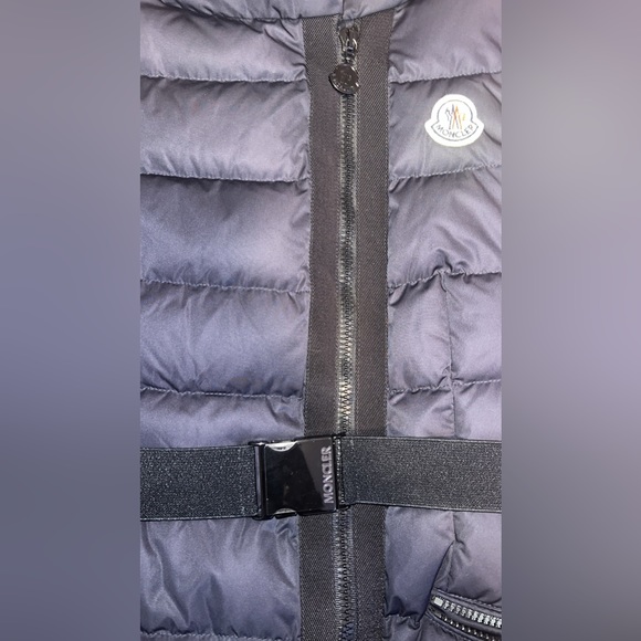 Women Moncler Vest - Picture 2 of 7